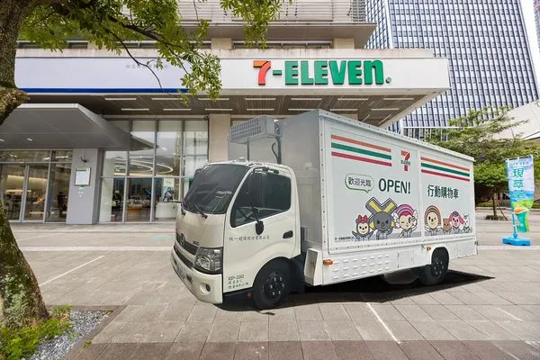 ▲▼7-11 OPEN!行動購物車 台北跨年初登場。（圖／7-11提供）