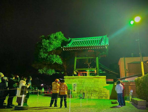 ▲▼京都壬生寺跨年敲鐘。（圖／京都市台灣推廣事務所提供）