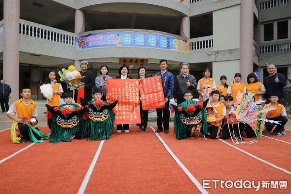 ▲雲林東勢鄉東勢國中參加111年全國各級學校民俗體育競賽，勇奪臺灣獅單獅混合組、臺灣獅雙獅混合組、臺灣獅瑞獸混合組及客家獅單獅混合組4項特優。（圖／記者蔡佩旻翻攝）