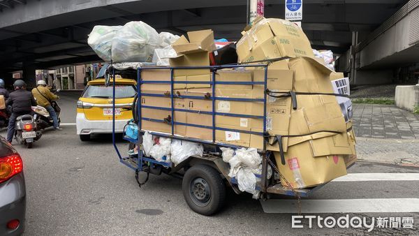 ▲▼拼裝車。（圖／記者游宗樺攝）