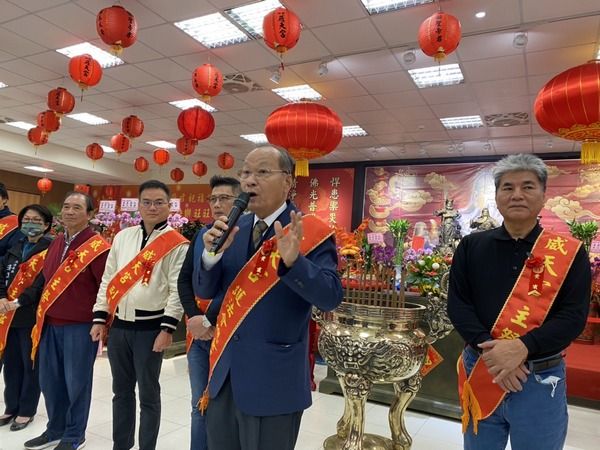 ▲威天宮浴火重建ING，112年元旦舉辦關聖帝君安座祈福大典。（圖／威天宮提供）