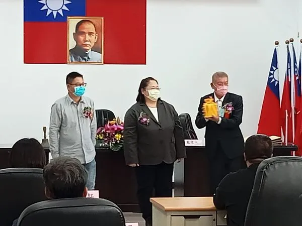 ▲洪啟能當選枋山鄉民代表會主席            。（圖／取取洪啟能臉書，下同）