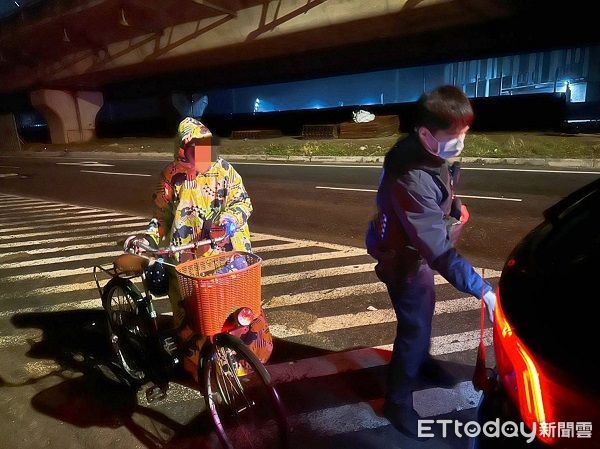 ▲▼警方獲報將潘女連人帶車載回蘆竹區住處。（圖／大園警分局提供）