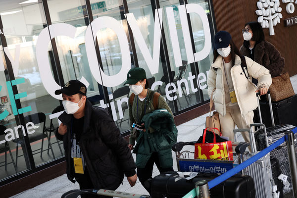 ▲▼ 南韓仁川機場針對中國旅客實施新防疫限制 。（圖／路透）
