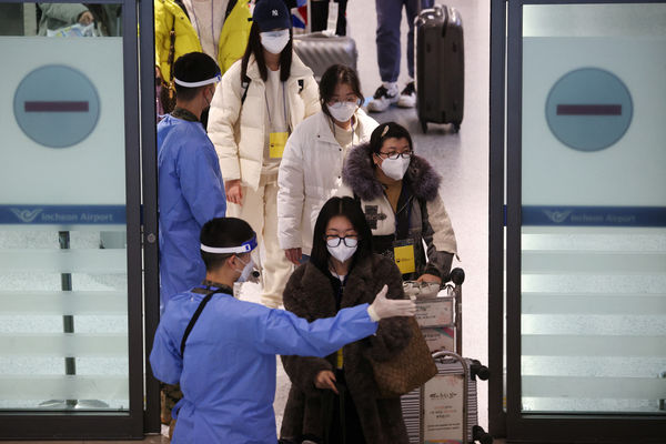 ▲▼ 南韓仁川機場針對中國旅客實施新防疫限制 。（圖／路透）