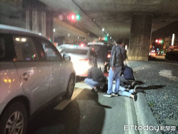 ▲里港警分局逮獲高樹鄉外籍移工遭毆打致死案嫌犯             。（圖／記者陳崑福翻攝，下同）