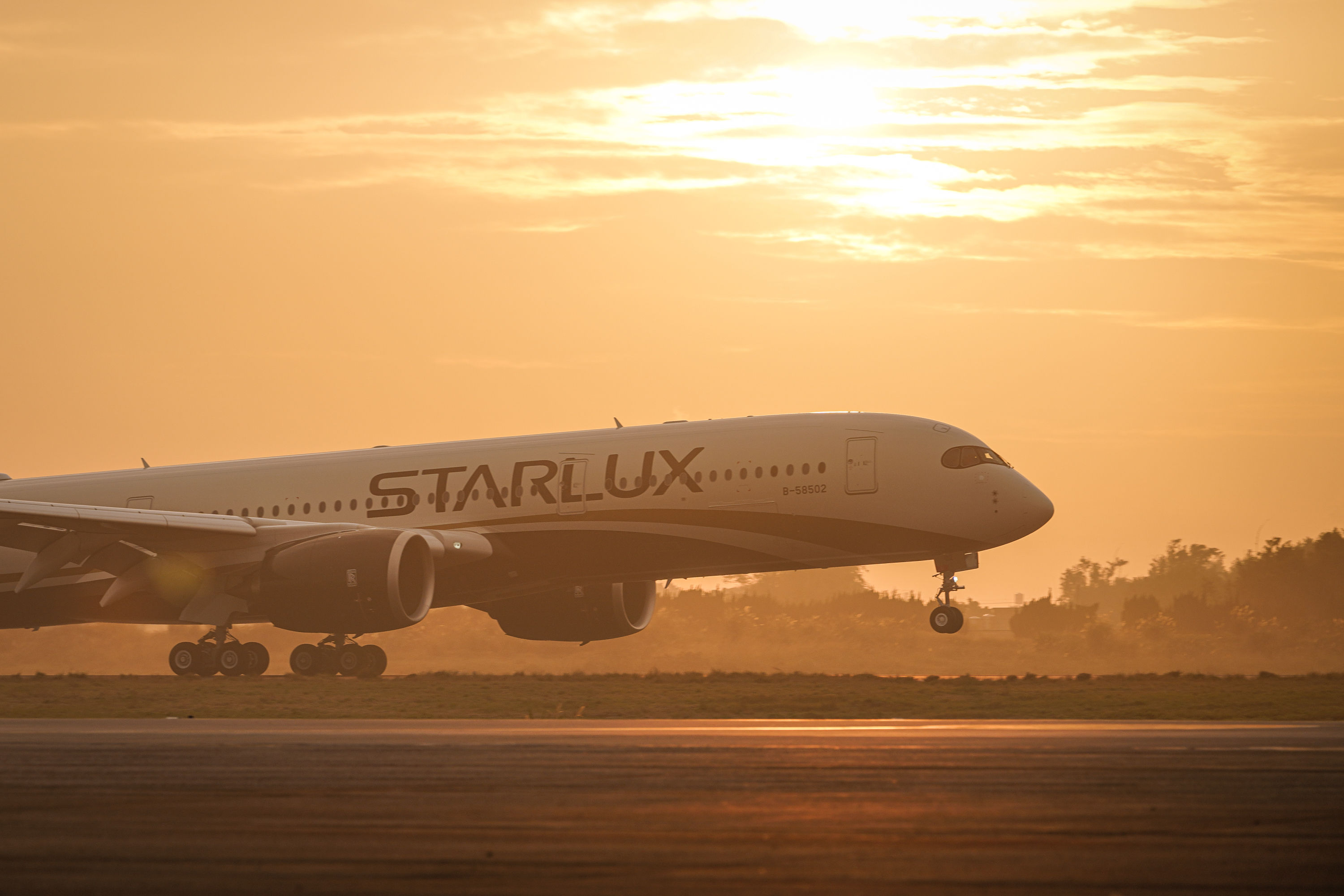 ▲▼星宇航空今日上午07:07迎來第二架A350-900廣體客機。（圖／星宇航空）