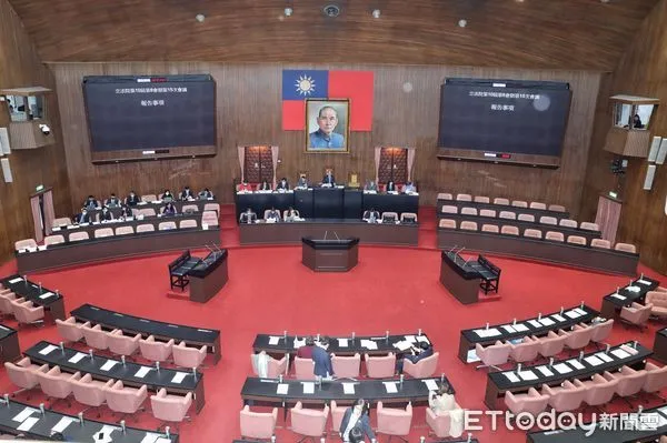 ▲▼立法院院會 無黨團提案改審查 立院通過兵役延長查照案。（圖／記者屠惠剛攝）