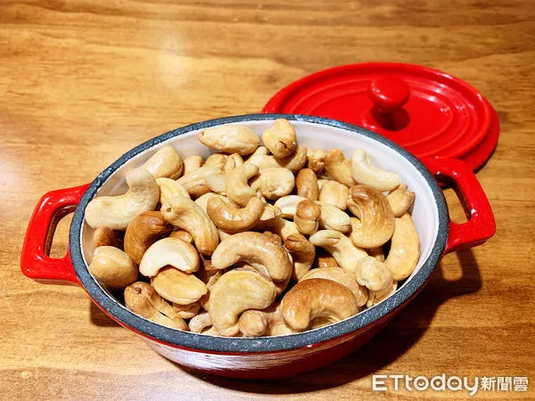 ▲▼春節,點心,腰果。（圖／記者楊智雯攝）