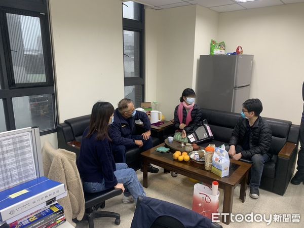 ▲汐止警比對全國500多筆亡者同名者及入出境檔案，最終協助病逝上海的台灣亡者落葉歸根。（圖／記者張君豪翻攝）