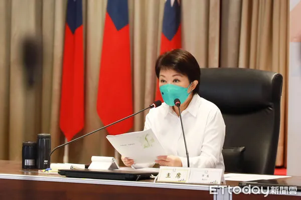 ▲台中家長歡呼！不排富育兒津貼首度發放，盧秀燕春節前發4億紅包。（圖／記者游瓊華攝）