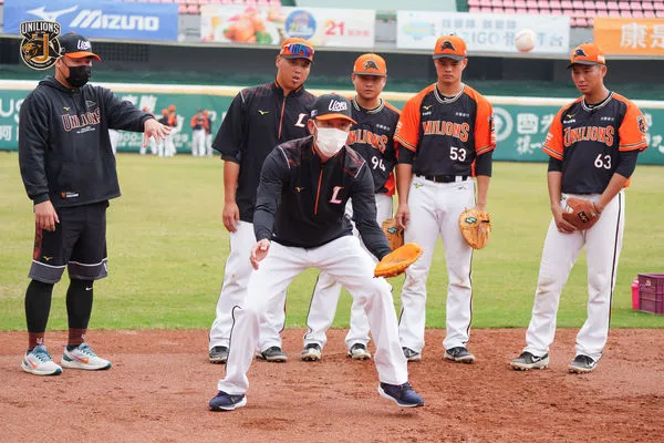 ▲統一獅隊日籍內野守備教練玉木朋孝。（圖／統一球團提供）