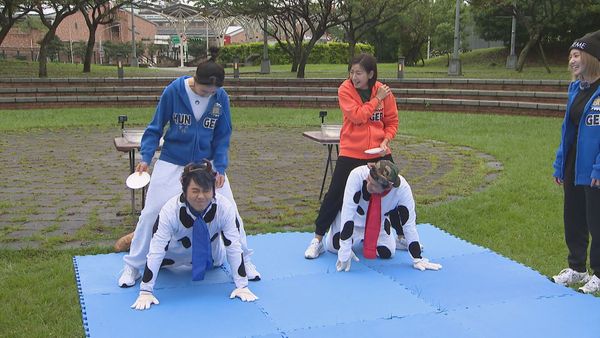 ▲▼(左起)王仁甫、峮峮、孫協志、蔡黃汝、許孟哲、蕭景鴻、蔡昌憲、安心亞、葛丞、米可白。（圖／中視提供）