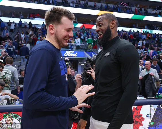 ▲▼湖人詹姆斯、獨行俠唐西奇。（圖／CFP）