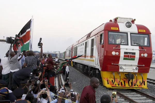 ▲▼中國透過貸款協助非洲窮國肯亞興建730公里長的鐵路。（圖／達志影像／美聯社）