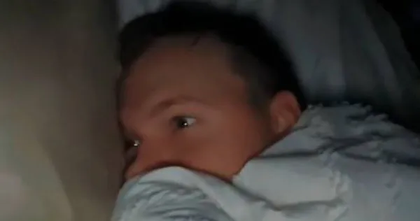 人妻曝尪「恐怖睡眠習慣」　網一看嚇喊：快離婚