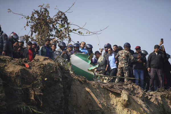 ▲▼ 尼泊爾雪人航空15日一架客機墜毀。（圖／達志影像／美聯社）