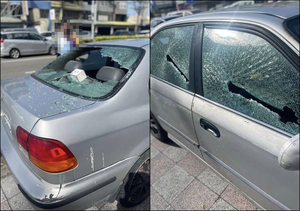 ▲▼汽車違停人行道 屋主疑不滿被擋道砸車洩憤。（圖／翻攝自新竹爆料公社）