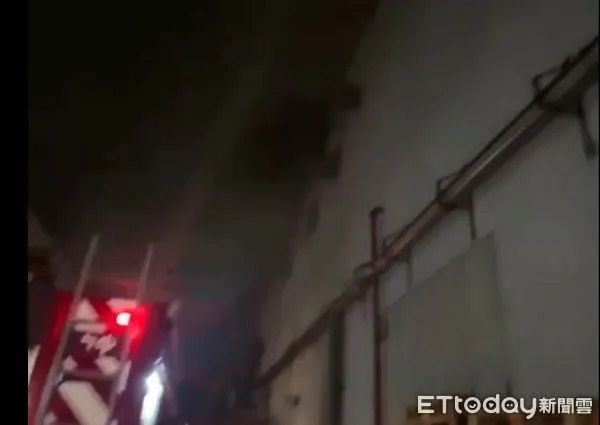 ▲台光電子材料公司深夜火警。（圖／桃園市消防局提供）