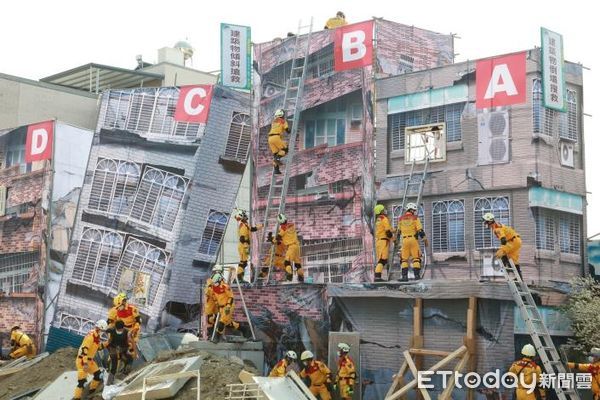 ▲行政院2022年度災害防救業訪評總成績公布，台南市災防成果備受各界肯定，在行政院及中央各部會共21項評比中，榮獲全項優等、六都第一。（圖／記者林悅翻攝，下同）