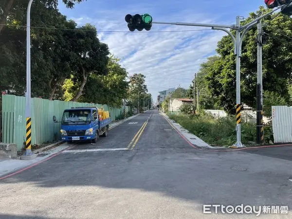 ▲屏東市公勤街瓶頸道路開放通車             。（圖／記者陳崑福翻攝）