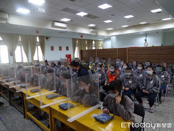 ▲▼農曆春節將屆，法務部矯正署苗栗看守所，於昨(17日)辦理電話懇親。（圖／苗栗看守所提供）