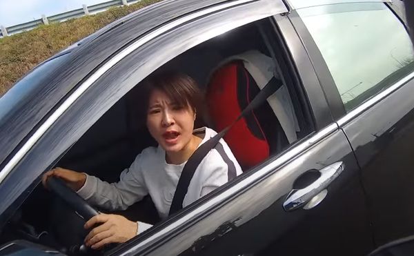 ▲▼             。（圖／翻攝自YouTube／WoWtchout - 地圖型行車影像分享平台）