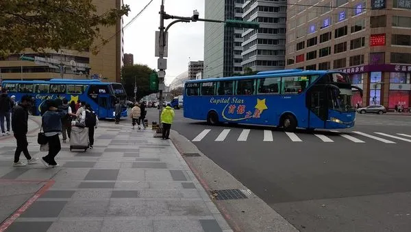 ▲▼首都客運為因應返鄉車潮加開班次。（圖／首都客運提供）