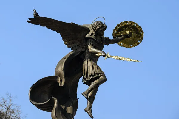 ▲▼大天使米迦勒（St. Michael）雕像。（圖／美聯社）