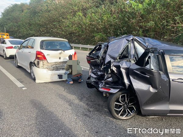 ▲▼國3大溪段8車車禍3人傷。（圖／記者沈繼昌翻攝）