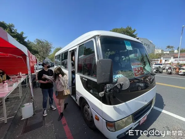 ▲大台南地區有18處景點、2處燈節為春遊熱門景點，交通局呼籲遊客多多利用大眾運輸出遊便捷又省事。（圖／記者林悅翻攝，下同）