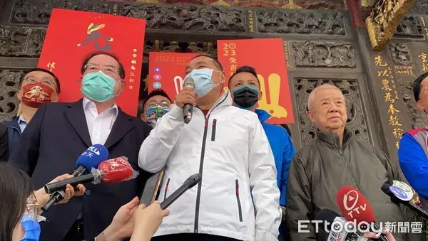 ▲▼  侯友宜參拜先嗇宮  。（圖／記者崔至雲攝）