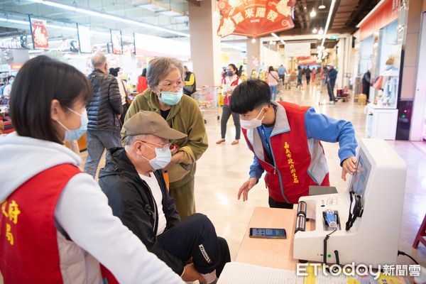 ▲▼ 過年享用美味不踩雷！營養師公開獨「嘉」年菜餐盤搭配法 。（圖／嘉義市政府提供）