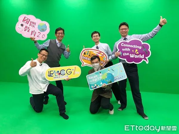 ▲▼ 蘭潭國小結合南台灣最大校園攝影棚 4聲道向世界送上祝福 。（圖／嘉義市政府提供）