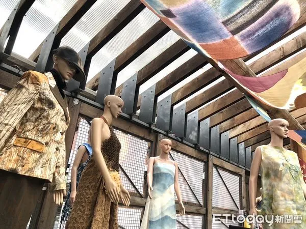 ▲2023加拿大「農曆新年藝術節」以台灣天然染色工藝為題，與在地加拿大朋友分享新年喜悅。（圖／國立台灣工藝研究發展中心提供，下同）