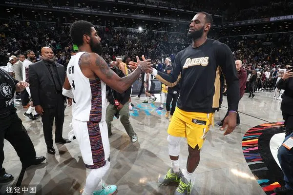 ▲▼ 厄文（Kyrie Irving）、詹姆斯（Lebron James）。（圖／CFP）