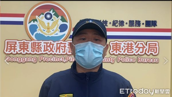 ▲東港警分局五組巡官李宣益說明            。（圖／翻拍，下同）