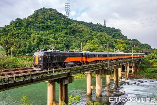 ▲美學列車鳴日號今年第二季以手機攝影為主題策展，帶領旅人創意拍台灣。（圖／雄獅提供）