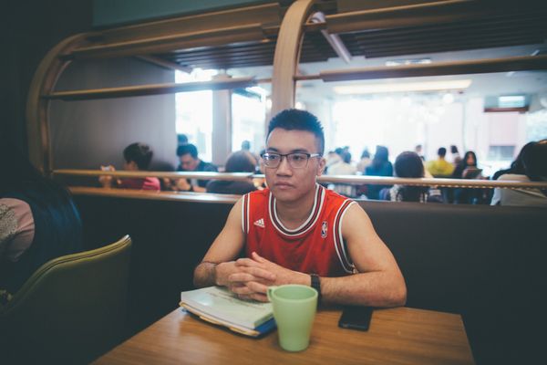 ▲變性人「Henry」在香港欲更改身分證上的性別欄，纏訟6年後終於勝訴。（圖／香港01）
