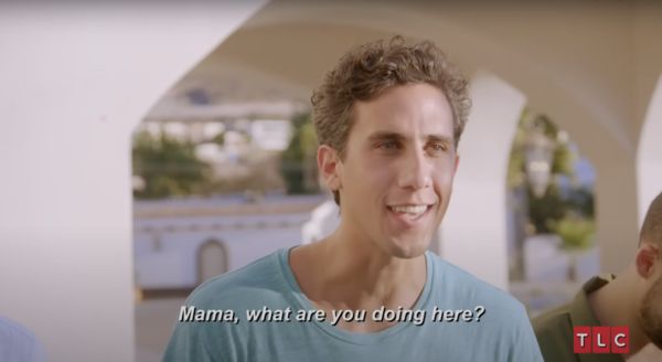 ▲▼《MILF Manor》（暫譯：熟女莊園）找來8對母子配對。（圖／翻攝自YouTube／TLC）