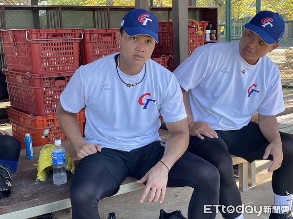 ▲胡智為（右）與江少慶（左）。（圖／記者楊舒帆攝）