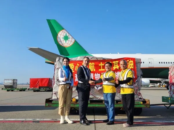 ▲▼芥菜種會募集第一波各界捐贈物資2.5噸，送往土耳其。（圖／芥菜種會）