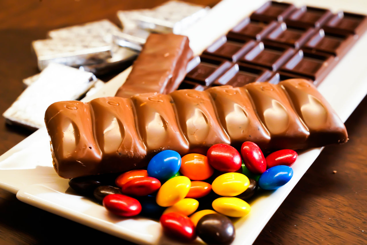 情人節就要送巧克力！「％數高≠健康」營養師分析挑選原則 | ETtoda