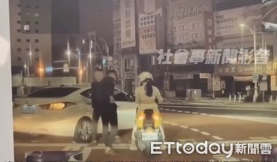 荒唐男停紅綠燈下車「只為搭訕長髮露腰妹」　後車全錄怒檢舉