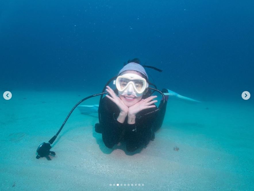 ▲林萱瑜順利考取潛水執照。（圖／翻攝自Instagram／kininii）