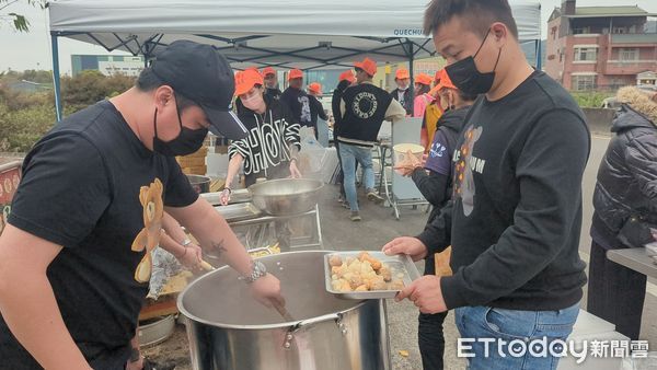 ▲▼             白沙屯媽祖物資補給站。（圖／記者王亞志攝）