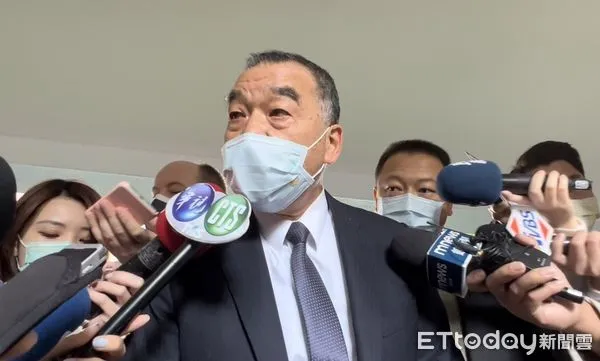 ▲國防部長邱國正17日受訪。（圖／記者蘇晏男攝）