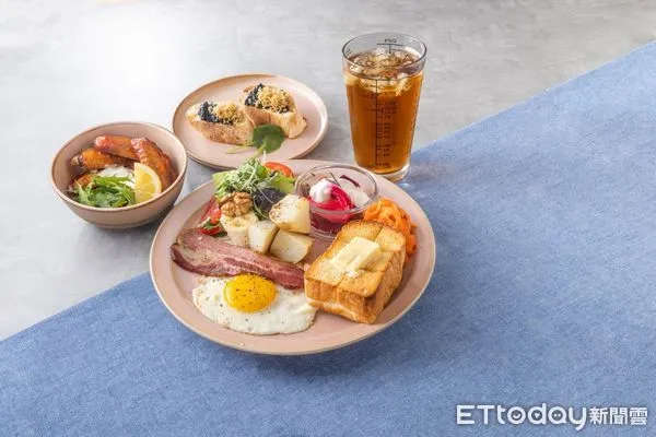 ▲WIRED CAFÉ可享用多種早午餐　TSUTAYA BOOKSTORE竹北樹海店2月底開幕。（圖／竹風建設提供）