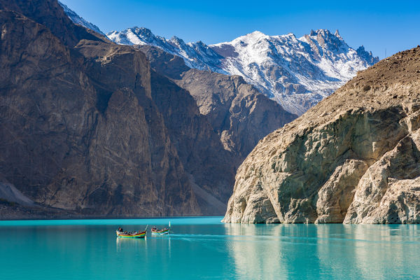 ▲▼巴基斯坦吉爾吉特阿塔巴德湖。（圖／佳繽旅遊提供）