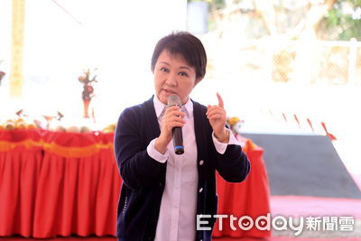 出席228活動意外見「盧秀燕2貼心舉動」!陳水扁讚:成功並非偶然